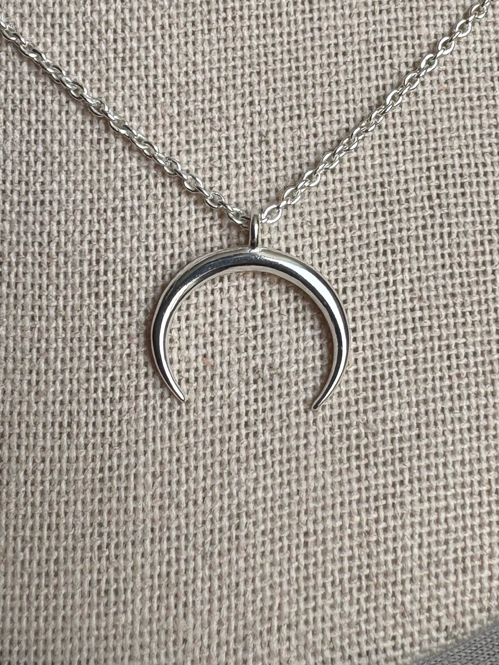 925 Sterling Silver Crescent Moon Horn Pendant Necklace Inverted Horn Charm